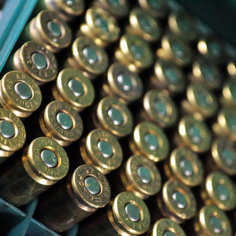 Vindt de regering wapens belangrijker dan gezondheid?