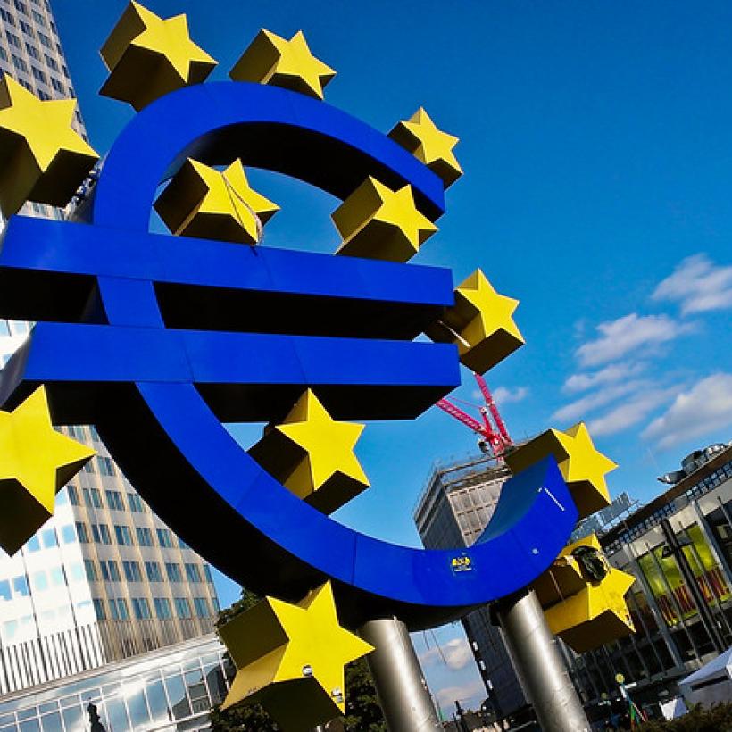 Europese Unie in coronatijden: solidariteit tussen mensen of financieel egoïsme?