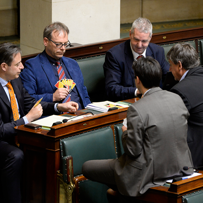 Uittredende parlementsleden nemen 13 miljoen euro mee