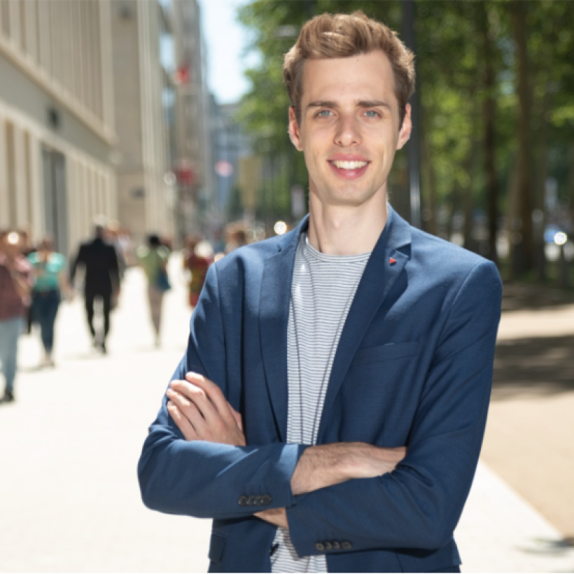 Jos D’Haese (PVDA): “Verplichte gemeenschapsdienst zal jobs kosten in plaats van mensen aan het werk te helpen”