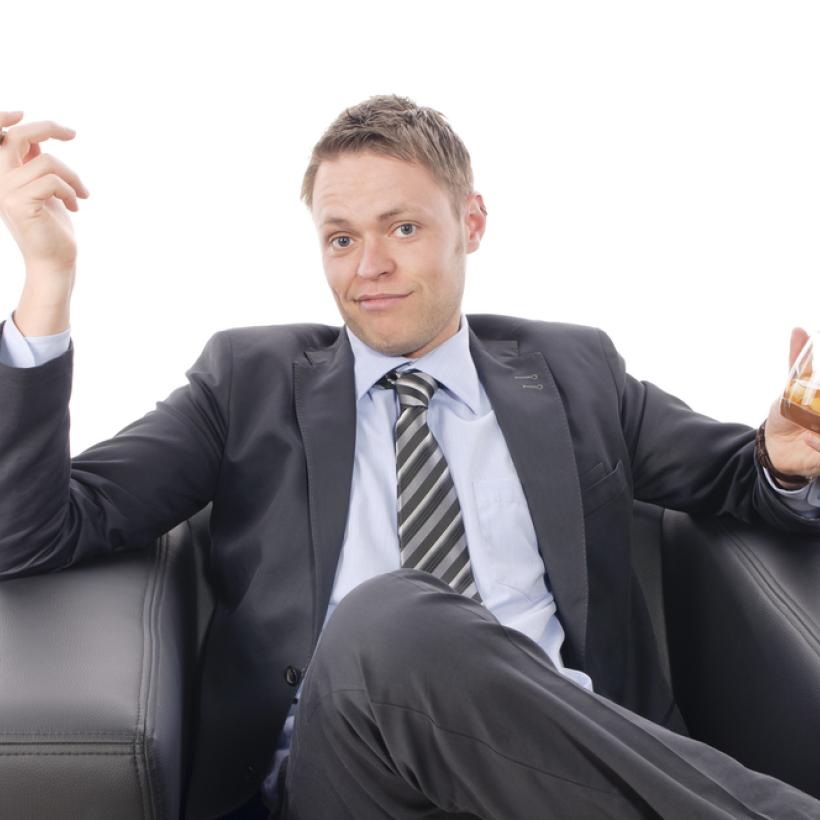 Vandaag is het #Graaidag: na 5 werkdagen verdient CEO evenveel als een werknemer op een heel jaar