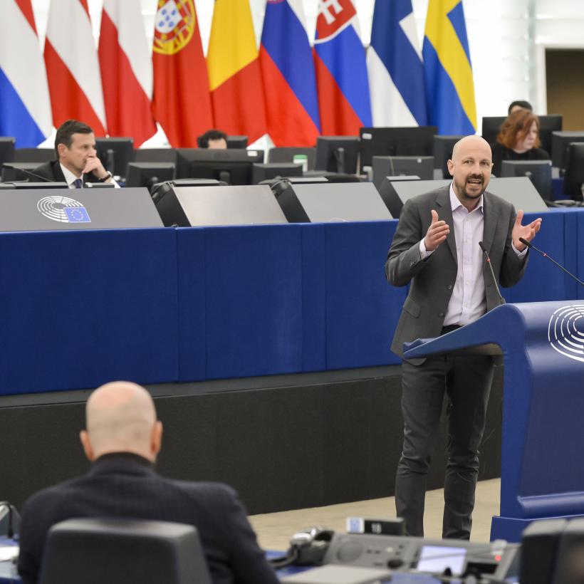 Marc Botenga in het Europees Parlement.