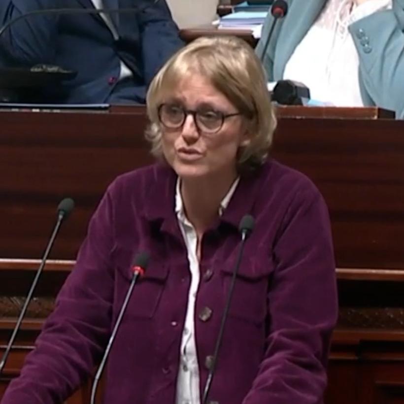 Sofie Merckx intervient à la Chambre.