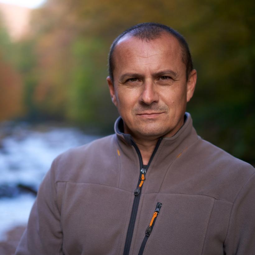 Foto van een man van middelbare leeftijd