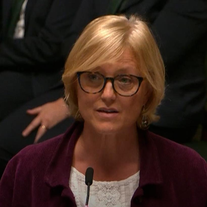 Sofie Merckx tijdens een debat in de Kamer