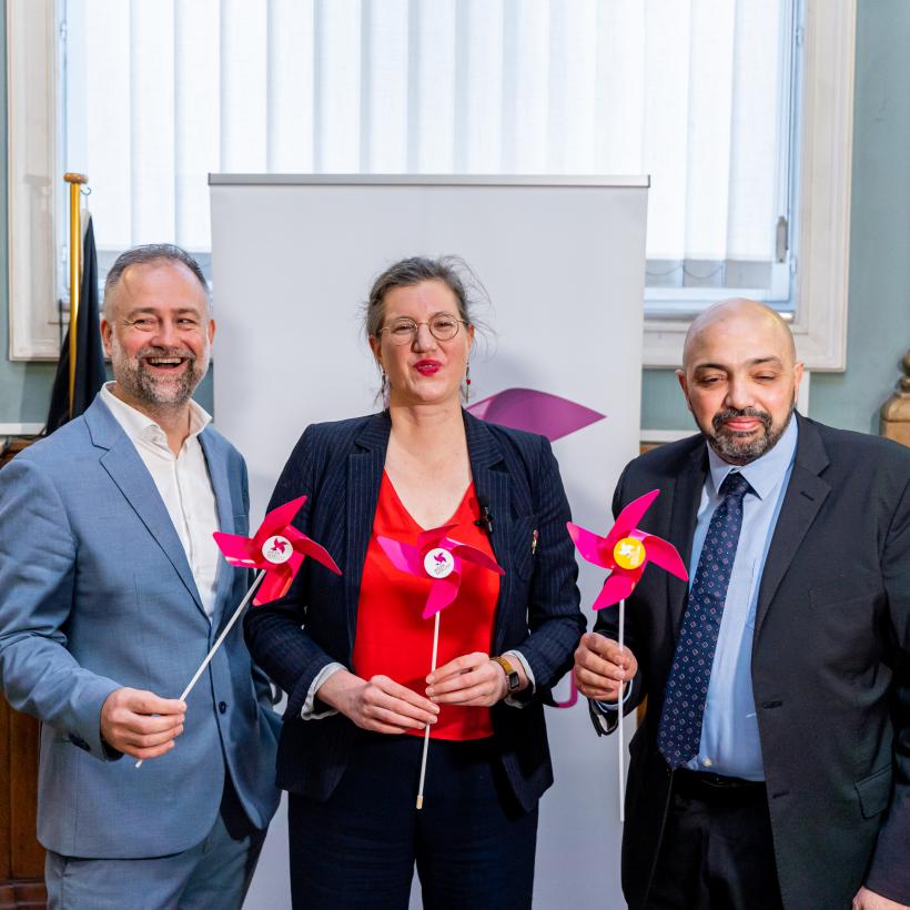 Dirk De Block (PVDA), Catherine Moureaux (PS) en Ahmed El Khannouss (Molenbeek Anders)