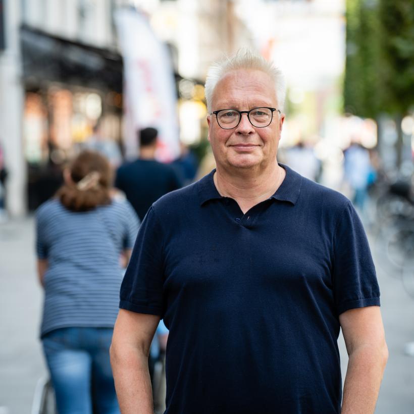 Peter Mertens