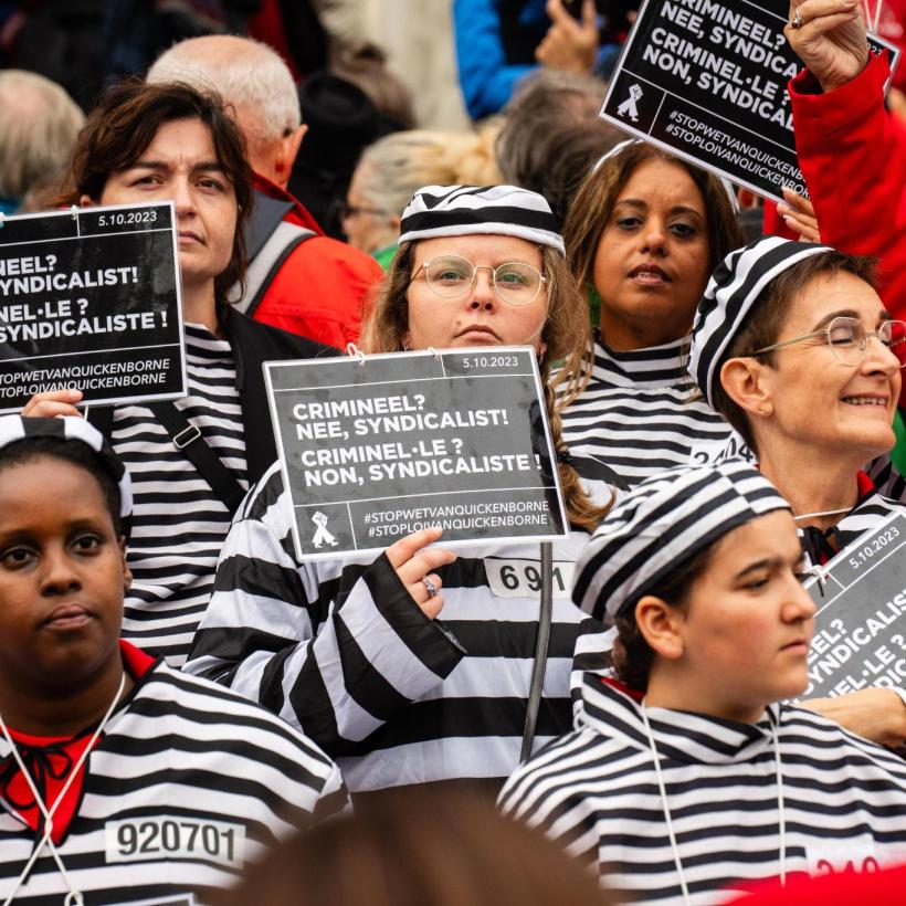 Foto van een actie tegen de anti-betogingswet.