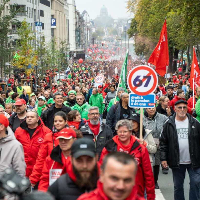 Beeld van de massa tijdens de betoging van 14 oktober 2025 in Brussel