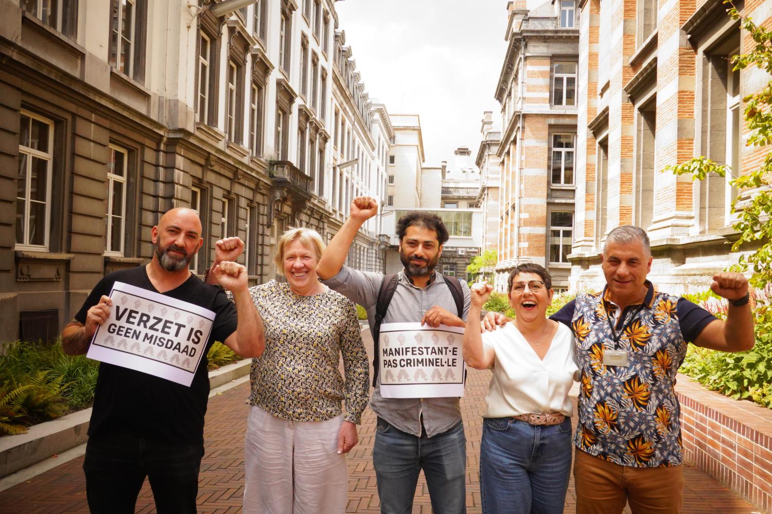 Les députés-ouvriers du PTB.