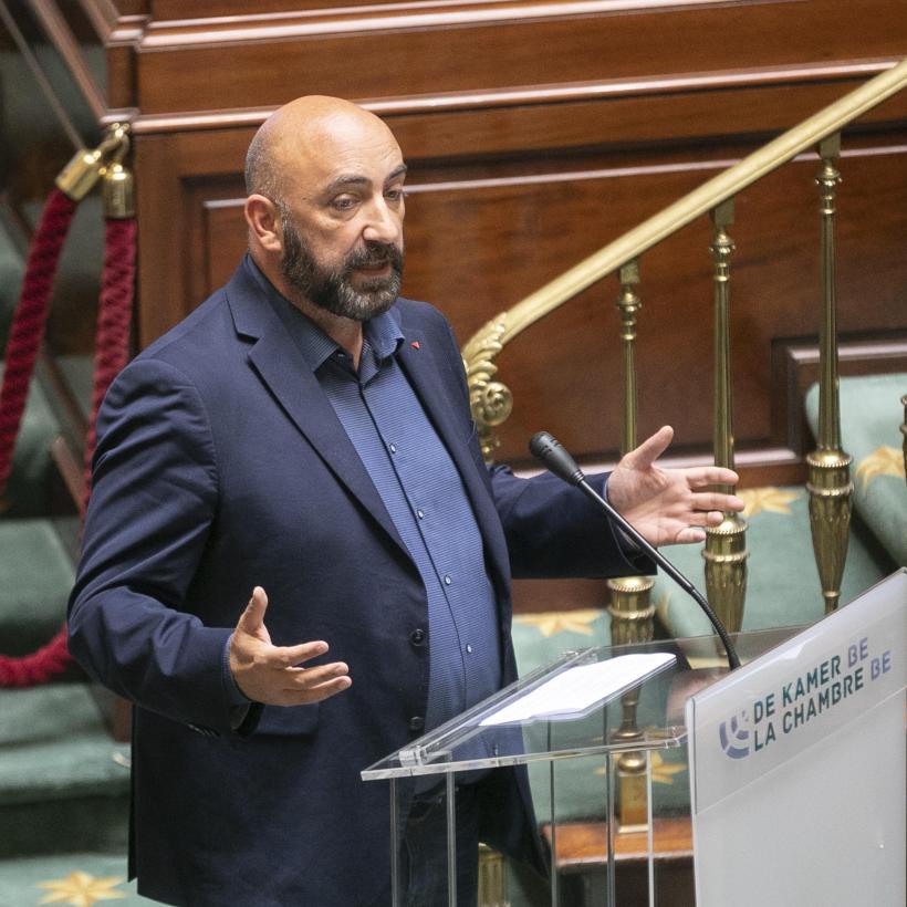 Gaby Colebunders spreekt in het parlement over langdurig zieken 