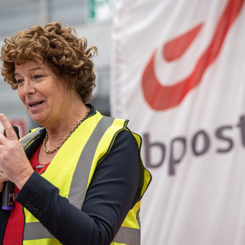 Petra De Sutter bij bpost 