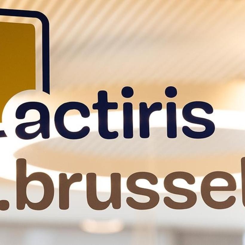 Logo van Actiris Brussel.
