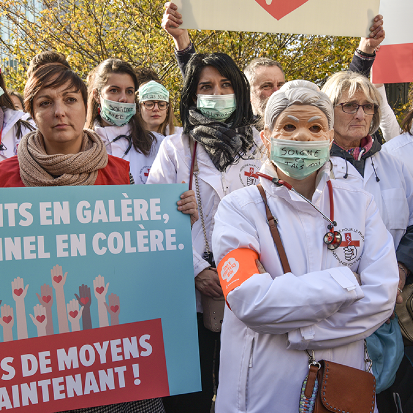 Documenten bewijzen: De Block negeert al jaren advies experten strategische voorraad mondmaskers