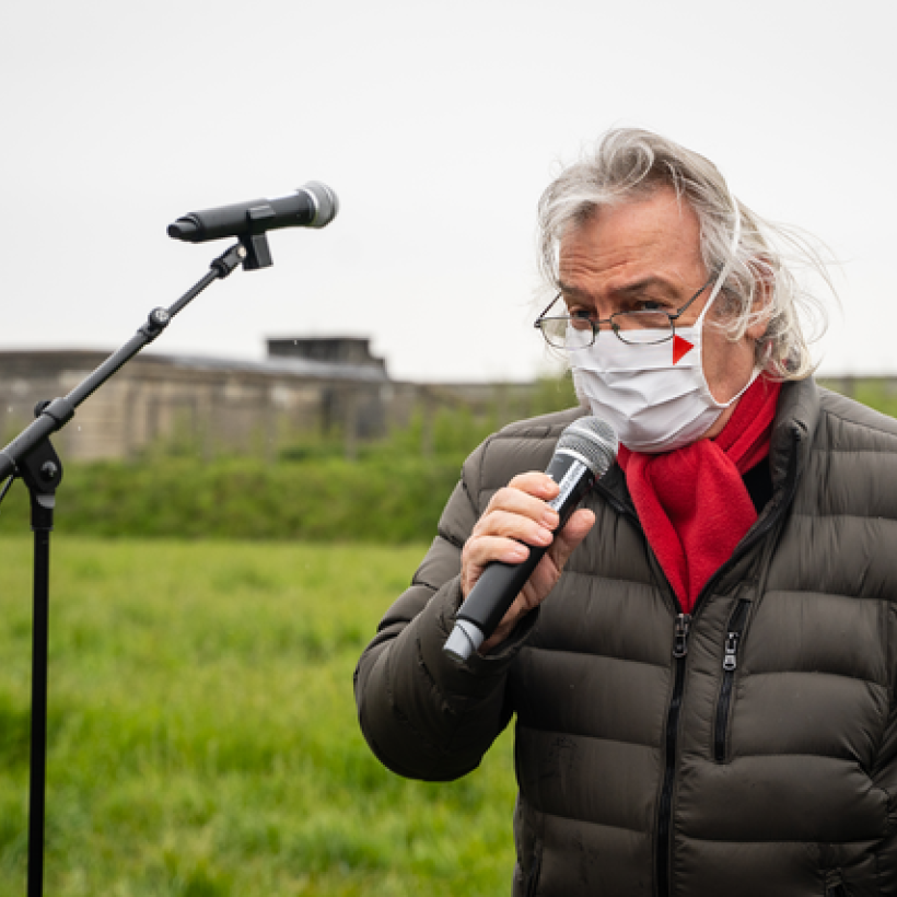 Michel Moorkens (Onafhankelijkheidsfront): "Het wordt tijd om de verwezenlijkingen van de man op straat en de syndicalisten in de fabrieken in de verf te zetten."