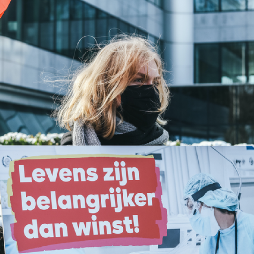 Nooit was het opheffen van patenten op vaccins dringender. Waar wacht Vivaldi op? 