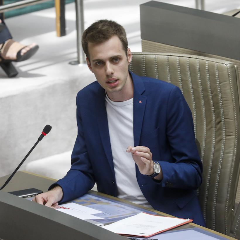 PVDA wil ook in Vlaanderen gratis openbaar vervoer naar vaccinatiecentra