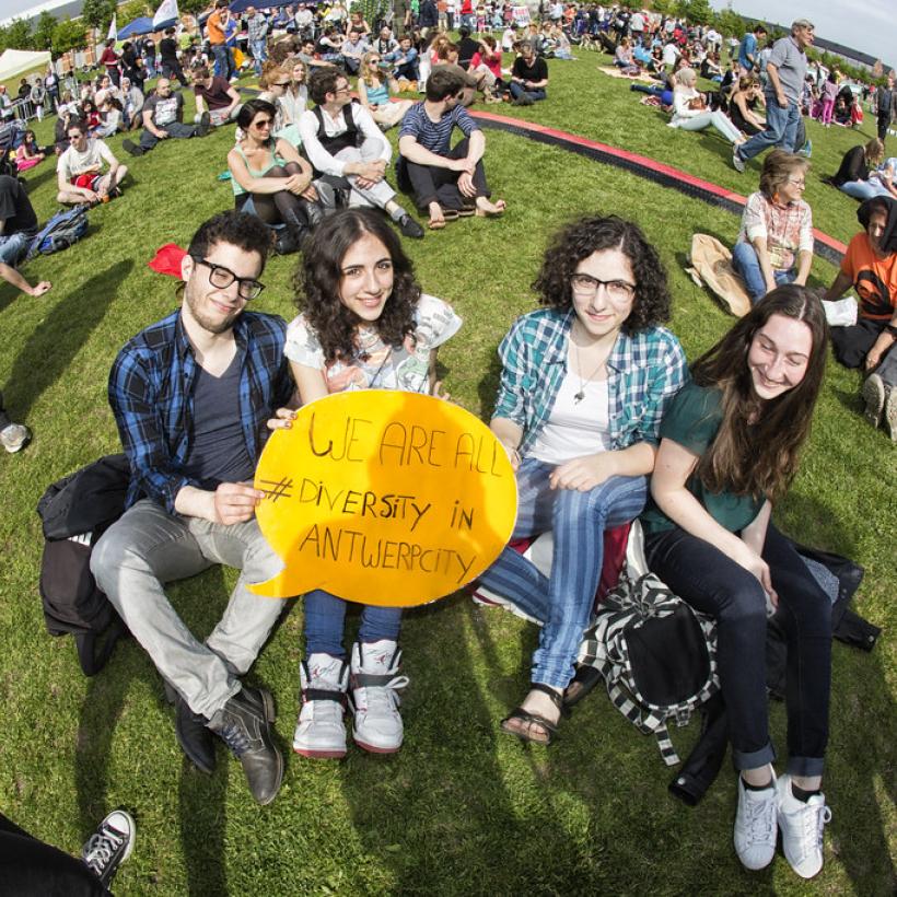 PVDA steunt kritisch en emanciperend middenveld tegenover aanval N-VA