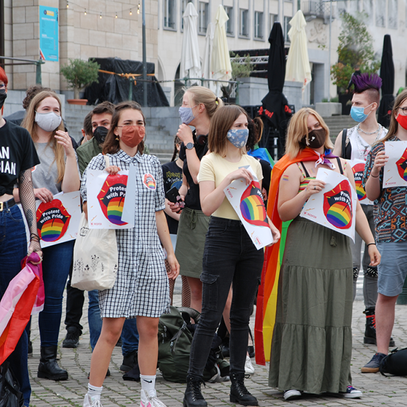 Comac en RedFox vieren Pride: “Wij willen dat iedereen zichzelf kan zijn”