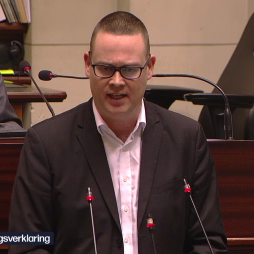 Ondanks uitsluiting door de tien traditionele partijen: PVDA wil premier Wilmès ontmoeten en meewerken aan dringende maatregelen