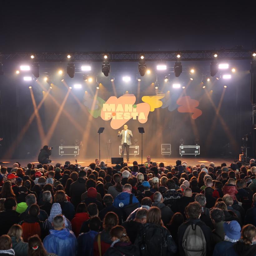 Raoul Hedebouw op de Main Stage van ManiFiesta.