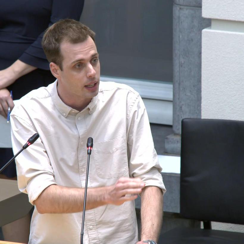 Jos D’Haese tijdens zijn tussenkomst in het Vlaams parlement