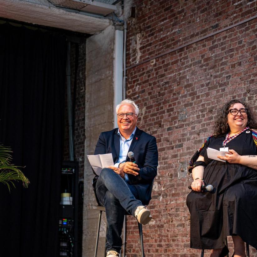 Peter Mertens tijdens de slotzitting van het 8ste congres van de Partij van Europees Links op 18 april in Brussel 