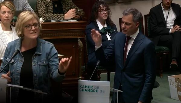 Sofie Merckx in de Kamer in discussie met premier De Croo