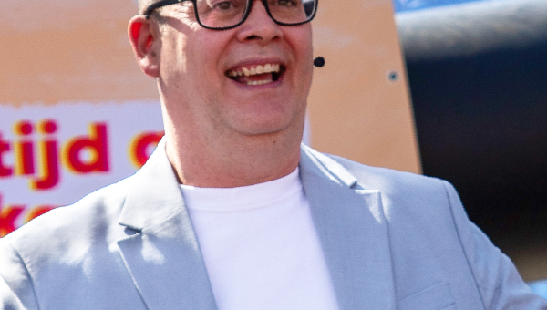 Raoul Hedebouw tijdens PVDA On Fire in Leuven.