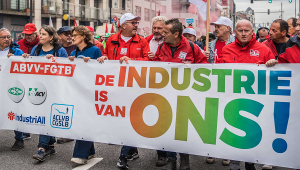 De industrie is van ons