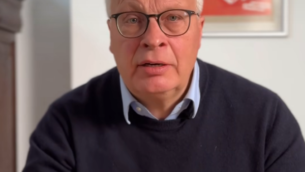 Beeld van Peter Mertens uit de video