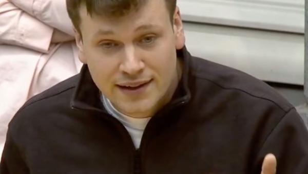 Onno Vandewalle tijdens zijn tussenkomst in het Vlaams parlement