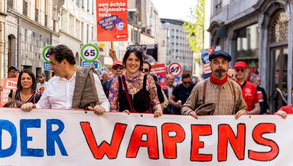 Mie bij de Mars tegen sociale afbraak en voor vrede