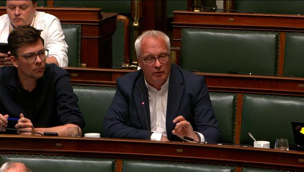 Peter Mertens tijdens zijn tussenkomst in de Kamer