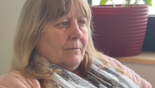 Peggy getuigt in de video